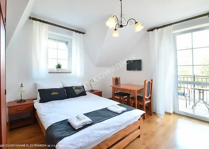 Grodzisko * Krynica Morska